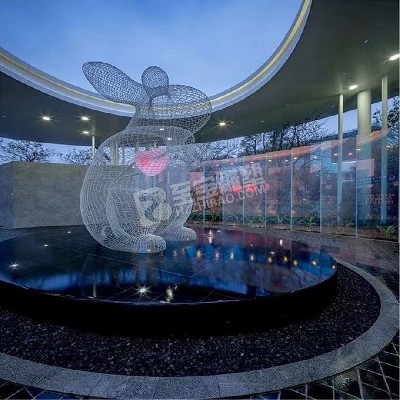 大型商業(yè)寫(xiě)字樓鏤空兔不銹鋼雕塑定制