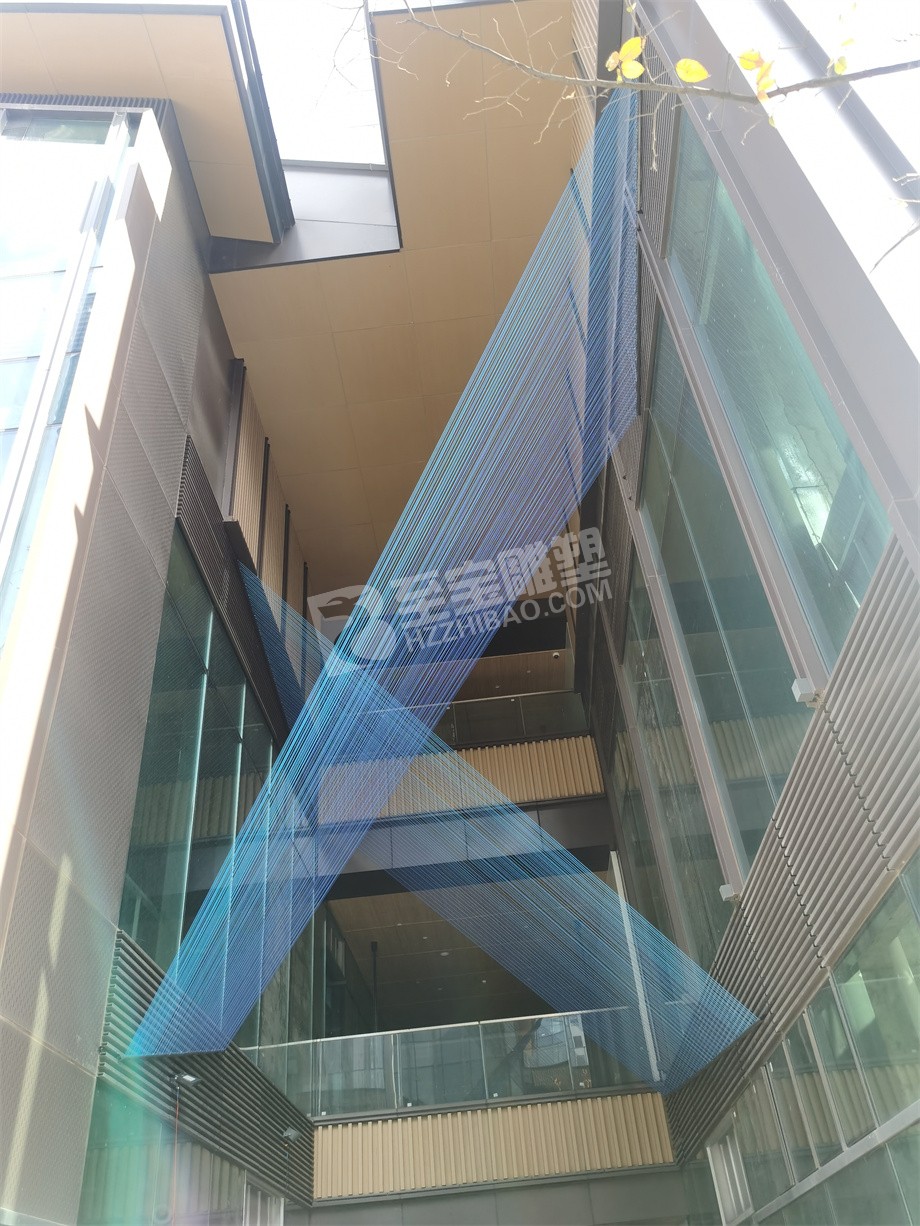 武漢北辰地產(chǎn)光谷里絲線裝置雕塑項(xiàng)目