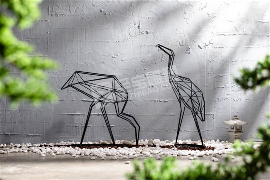 大型商場(chǎng)室內(nèi)抽象鏤空鴕鳥(niǎo)不銹鋼雕塑定制