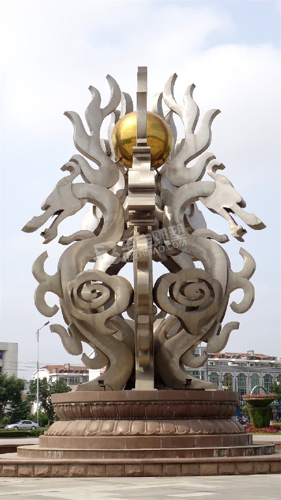 城市廣場(chǎng)鏡面樹(shù)不銹鋼雕塑定制