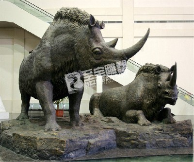 杭州雕塑廠(chǎng)家分享：雕塑應(yīng)該怎么設(shè)計(jì)呢？